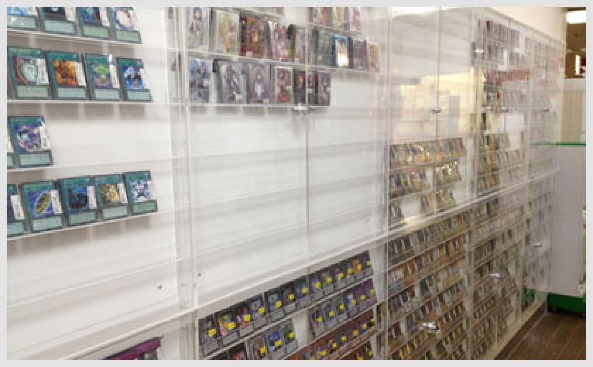 トレーディングカード用ショーケース、レンタルボックス